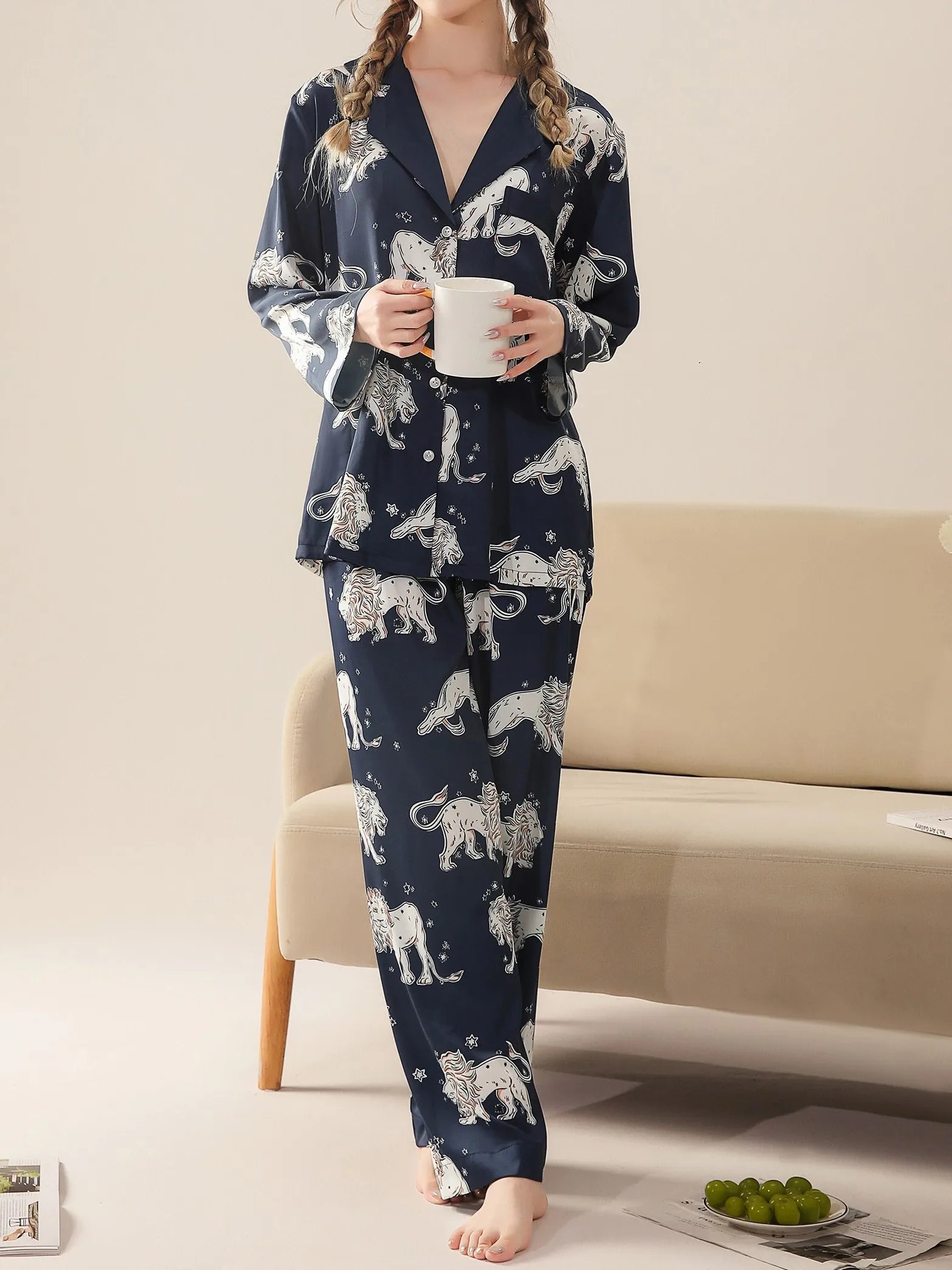 Leo constellation luxurious loungewear pyjamas two piece set