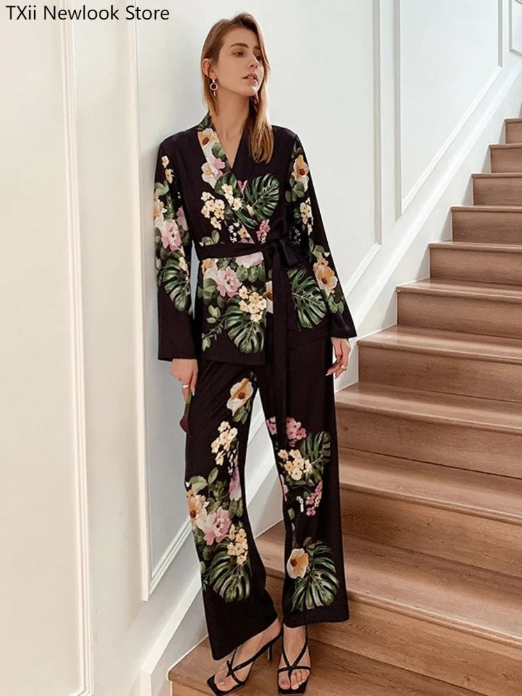 Black floral luxurious loungewear pyjamas two-piece set