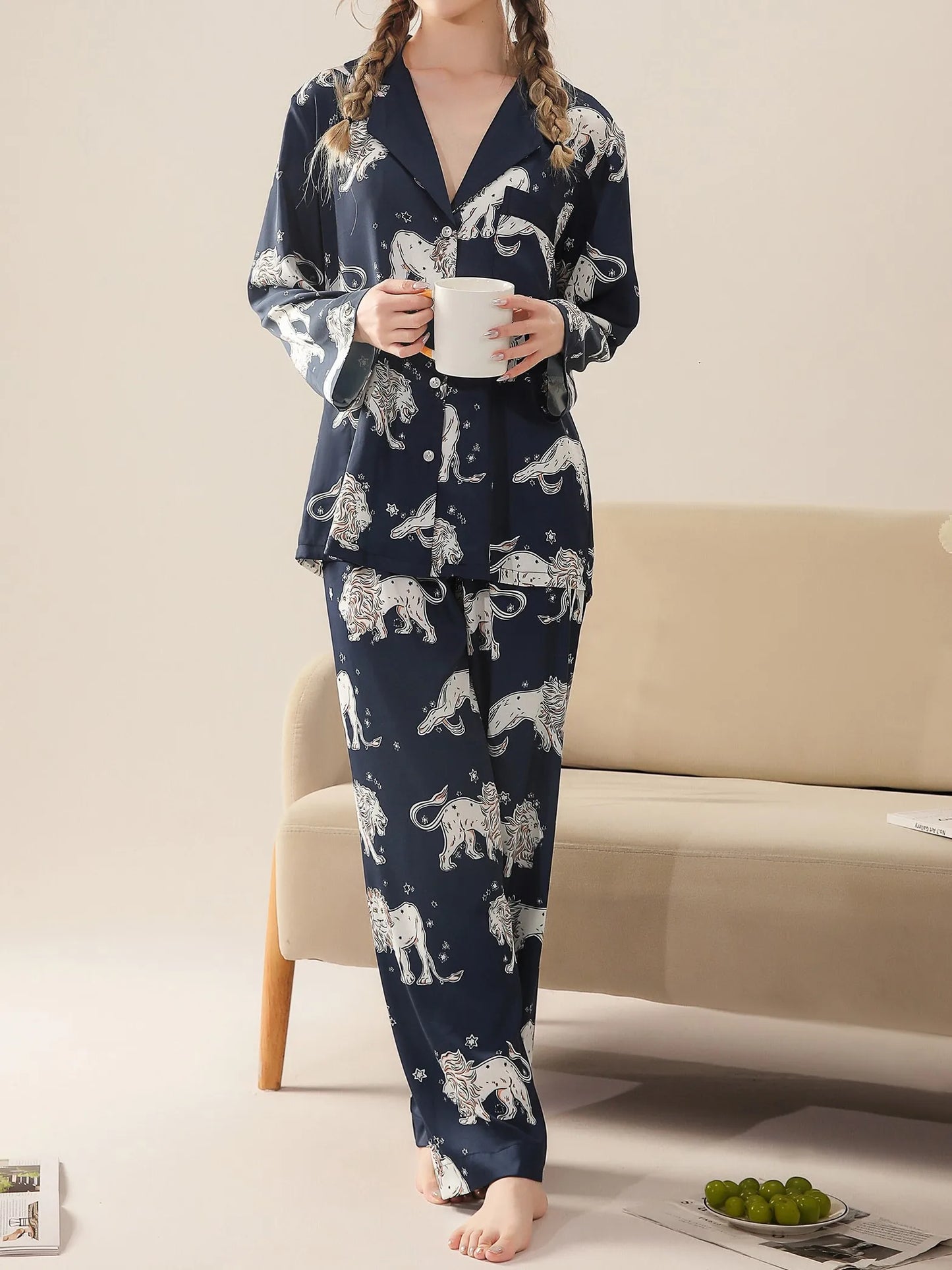 Leo constellation luxurious loungewear pyjamas two-piece set