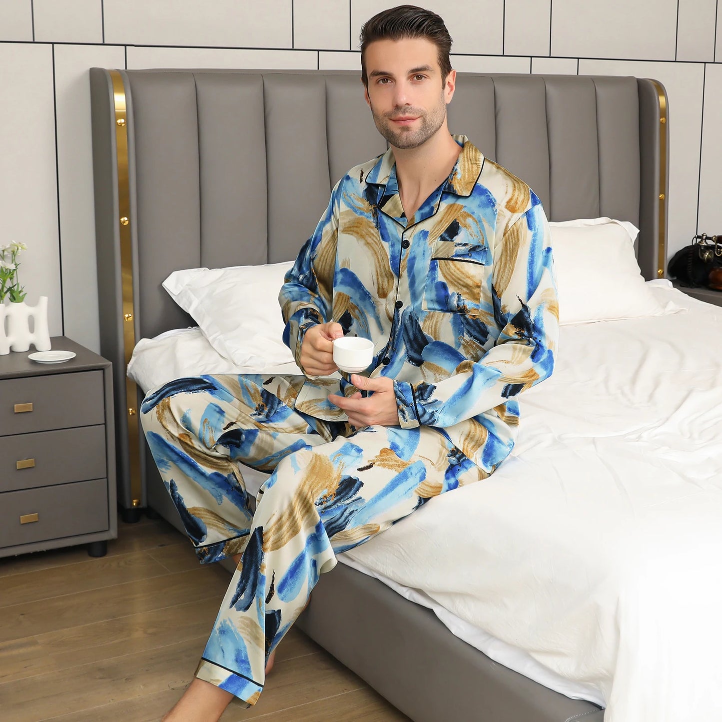 Conjunto de pijama de hombre loungewear con estampado abstracto azul