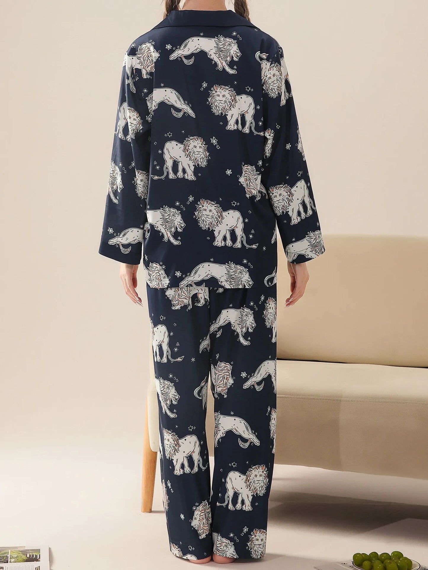 Leo constellation luxurious loungewear pyjamas two-piece set