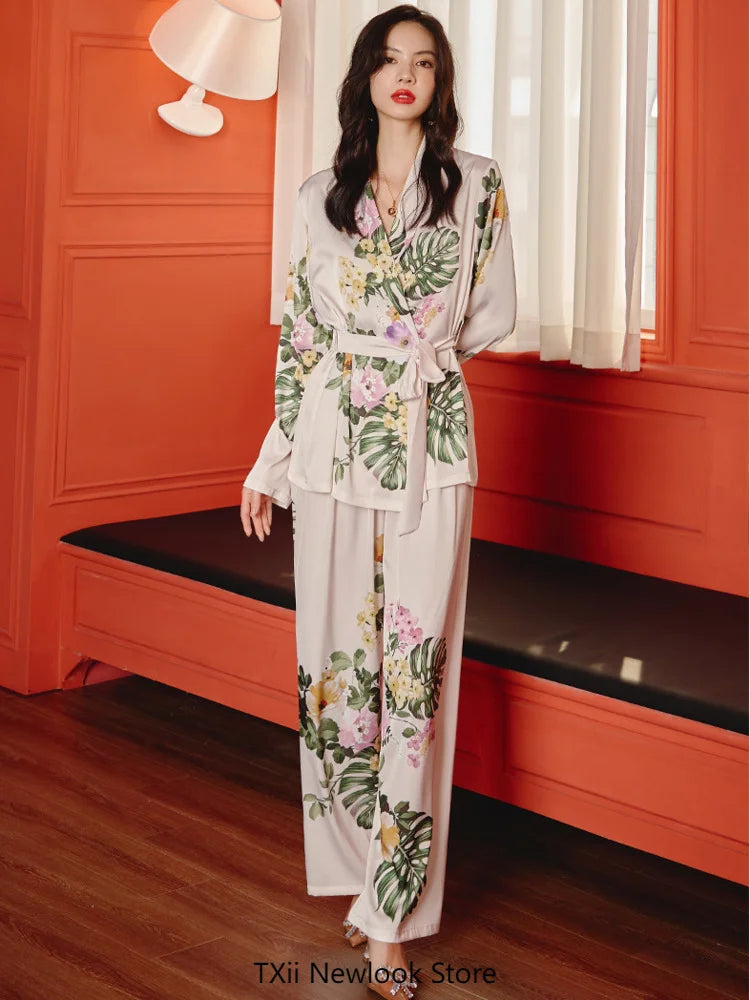 Black floral luxurious loungewear pyjamas two-piece set