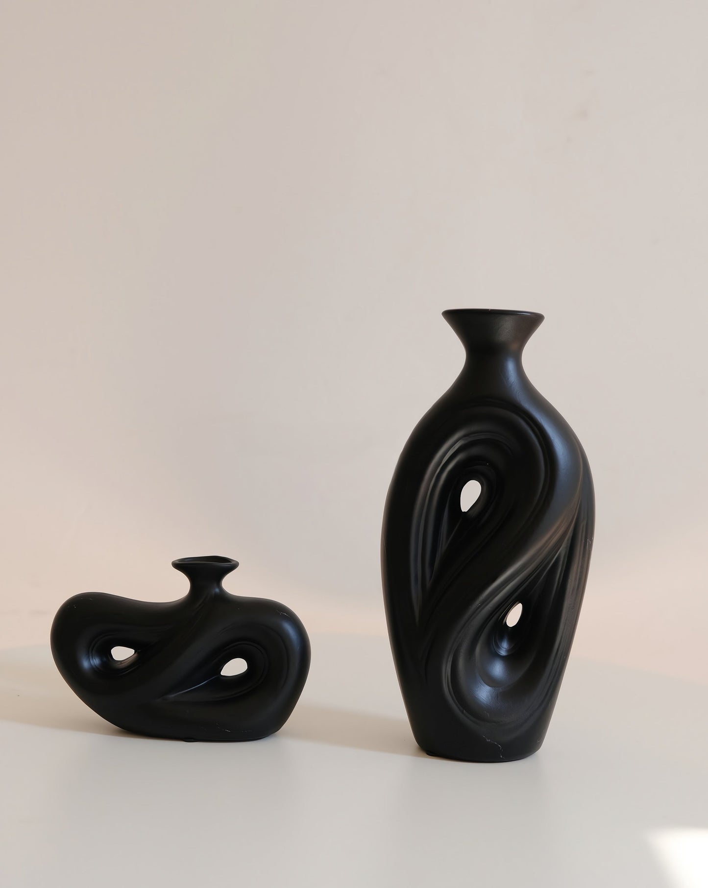 Handmade Contemporary Abstract Ceramic Black Flower Vase - Decorative